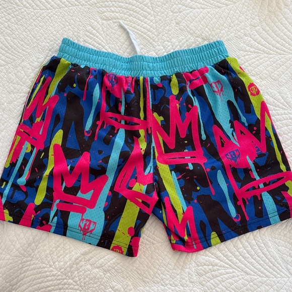 BSBL 101 Graffiti and Gradient Shorts Bundle - Picture 3 of 3